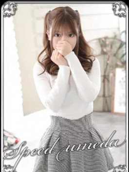 スピード梅田店（梅田 ホテヘル）のフードル嬢 あこ