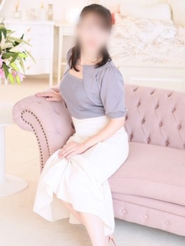 （ ）のフードル嬢 ひまり