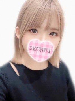 エコ難波店（難波（ミナミ） ホテヘル）のフードル嬢 めい