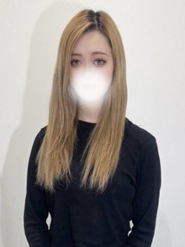 スピード梅田店（梅田 ホテヘル）のフードル嬢 いろは