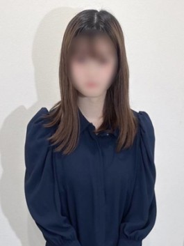 スピード梅田店（梅田 ホテヘル）のフードル嬢 ゆに