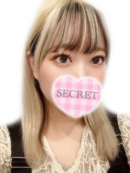 エコ難波店（難波（ミナミ） ホテヘル）のフードル嬢 るな