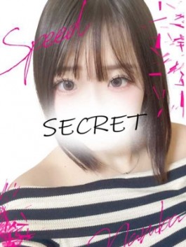 スピード難波店（難波（ミナミ） ホテヘル）のフードル嬢 まな