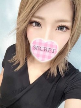 エコ難波店（難波（ミナミ） ホテヘル）のフードル嬢 せいな