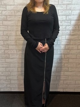 （ ）のフードル嬢 じゅな