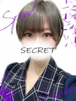 （ ）のフードル嬢 ゆに