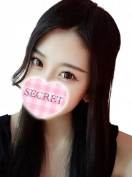（ ）のフードル嬢 えれな