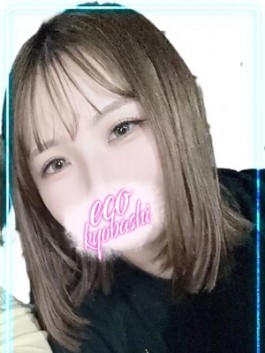 （ ）のフードル嬢 うい