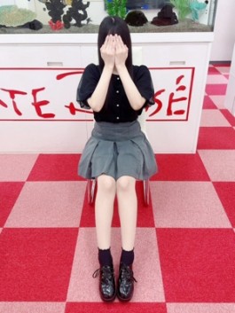 （ ）のフードル嬢 ひな