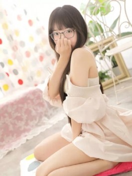 （ ）のフードル嬢 あゆ