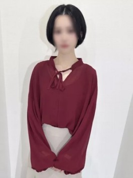 スピード梅田店（梅田 ホテヘル）のフードル嬢 まとい