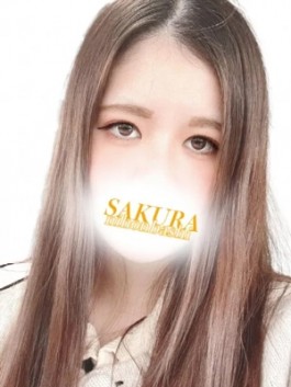 club さくら（日本橋 ホテヘル）のフードル嬢 せいら