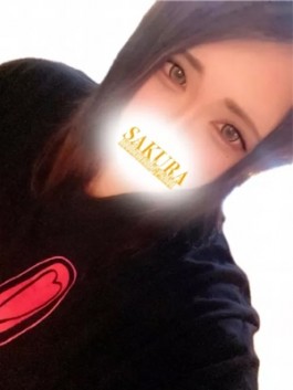 club さくら（日本橋 ホテヘル）のフードル嬢 るい