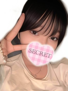 エコ難波店（難波（ミナミ） ホテヘル）のフードル嬢 あらん