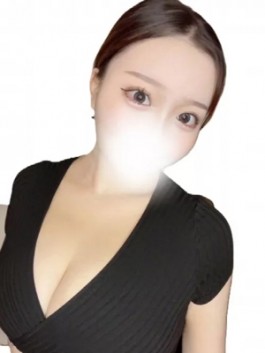 エコ京橋店（京橋 ホテヘル）のフードル嬢 みおん