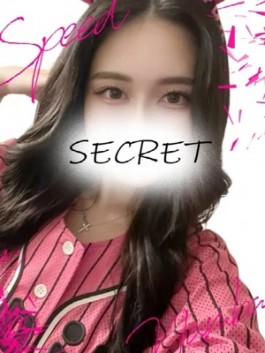 スピード難波店（難波（ミナミ） ホテヘル）のフードル嬢 にいな