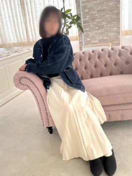 奥様の実話梅田店（梅田 人妻ホテヘル）のフードル嬢 こころ