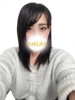 club さくら（日本橋 ホテヘル）のフードル嬢 はるか