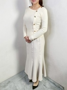 PLUS 難波店（難波（ミナミ） 待ち合わせ）のフードル嬢 愛里華(えりか)