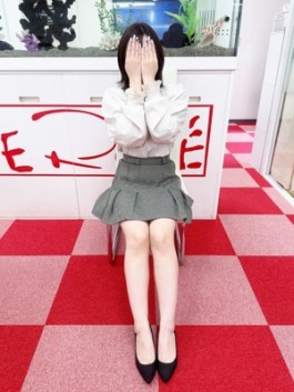 デリヘル 素人専門 コンテローゼ（大阪デリヘル デリヘル）のフードル嬢 あやめ
