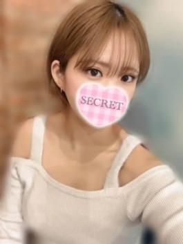 エコ難波店（難波（ミナミ） ホテヘル）のフードル嬢 こはな