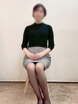 熟女家ミナミエリア店（日本橋 待ち合わせ）のフードル嬢 らら