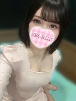 エコ難波店（難波（ミナミ） ホテヘル）のフードル嬢 みくる