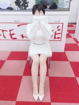 （ ）のフードル嬢 かのん