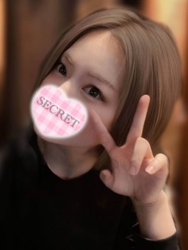 エコ難波店（難波（ミナミ） ホテヘル）のフードル嬢 響