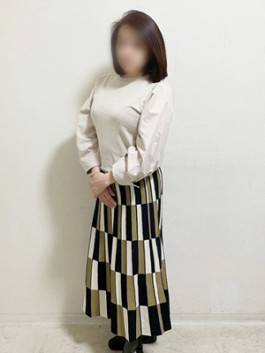 熟女総本店（十三 デリヘル）のフードル嬢 かりん