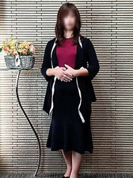 熟女家 十三店（十三 待ち合わせ）のフードル嬢 みどり