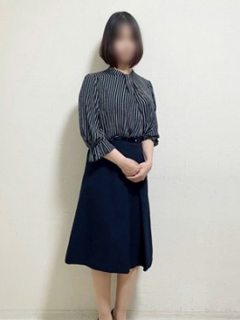 熟女総本店（十三 デリヘル）のフードル嬢 りりな