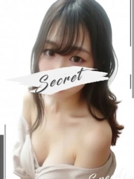 スピード難波店（難波（ミナミ） ホテヘル）のフードル嬢 さくら