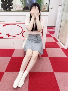 （ ）のフードル嬢 さゆか