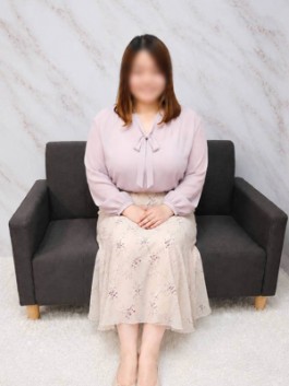 熟女家 梅田店（梅田 待ち合わせ）のフードル嬢 まりん