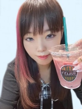 ( )のフードル嬢 まりん