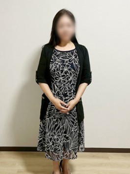熟女総本店（十三 デリヘル）のフードル嬢 かおり