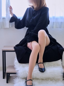 奥様の実話梅田店（梅田 人妻ホテヘル）のフードル嬢 あお