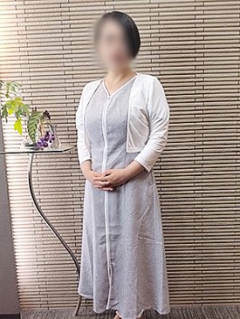 風俗 (待ち合わせ 十三) 熟女家 十三店 りい ビッグデザイア